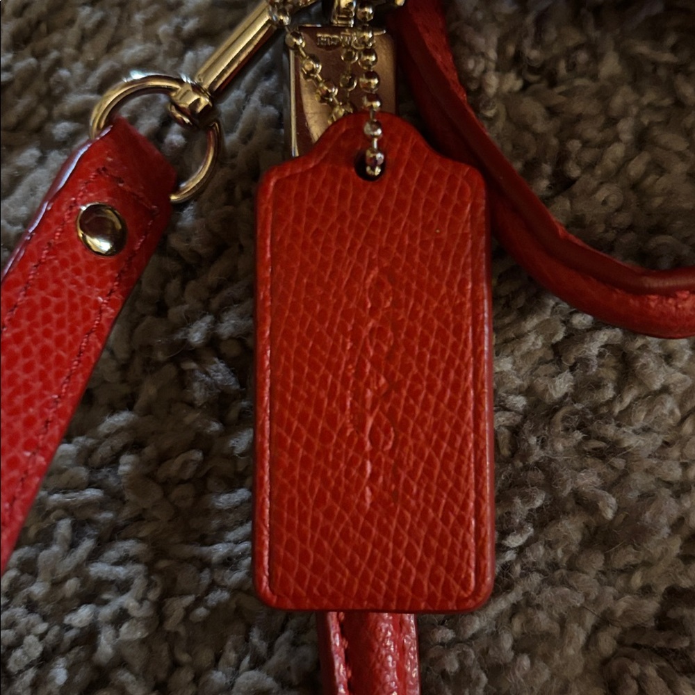 Coach Red Leather Women's Bag - Picture 5 of 8
